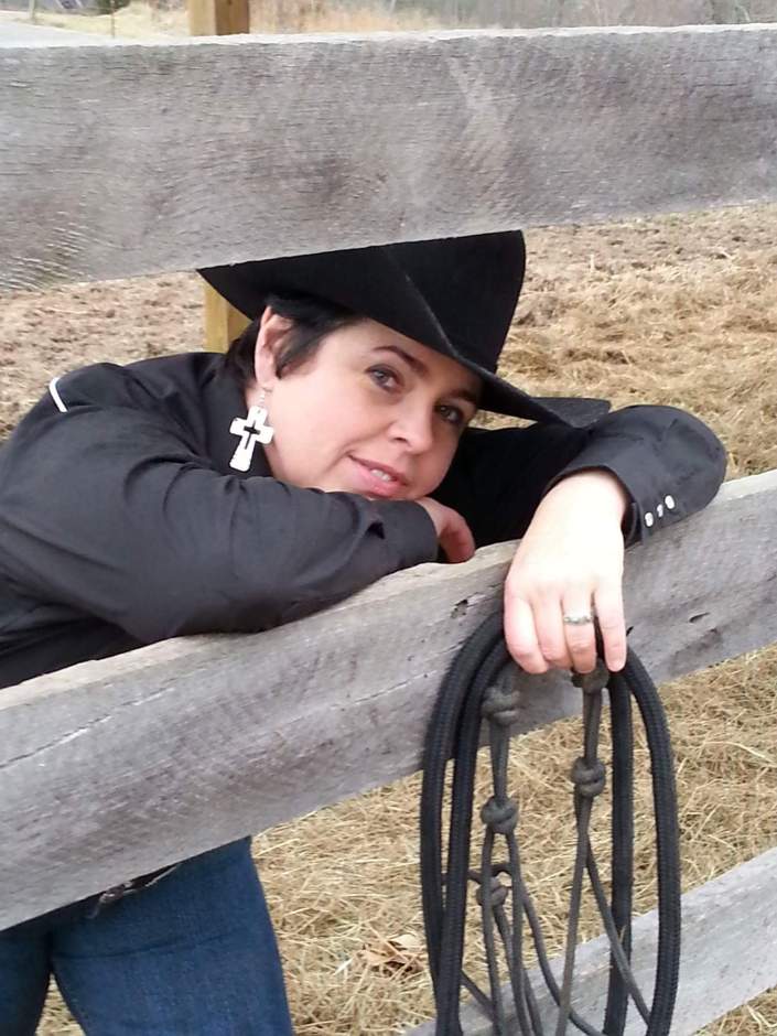 Equine Author F.J. Thomas Interview with Carly Kade Creative
