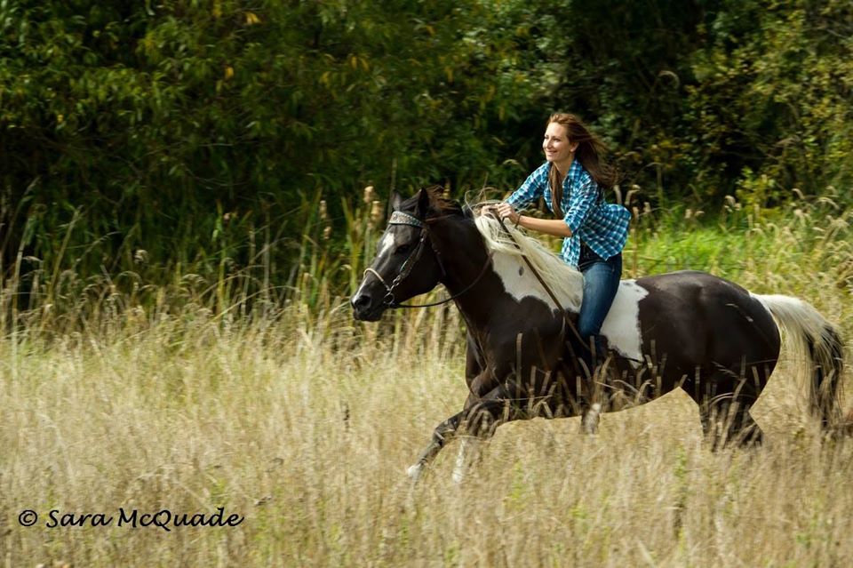 Author Autumn Murray and her horse Flirt